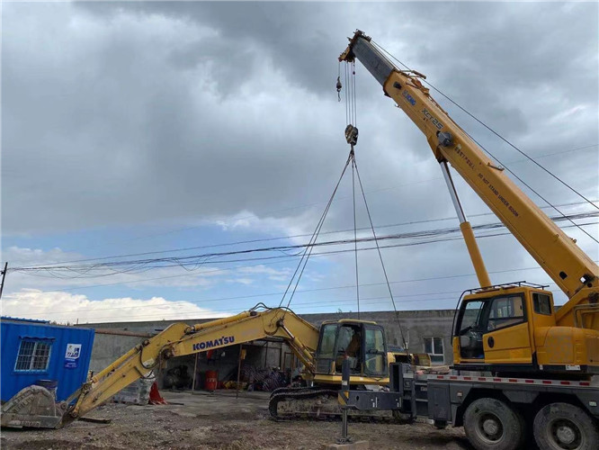 南江县25吨吊车的工作半径是多少？