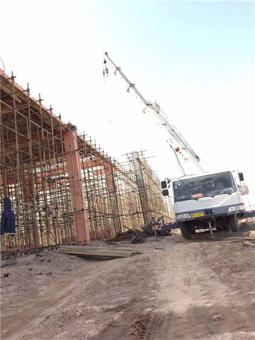 南江县吊车作业的安全注意事项有哪些？